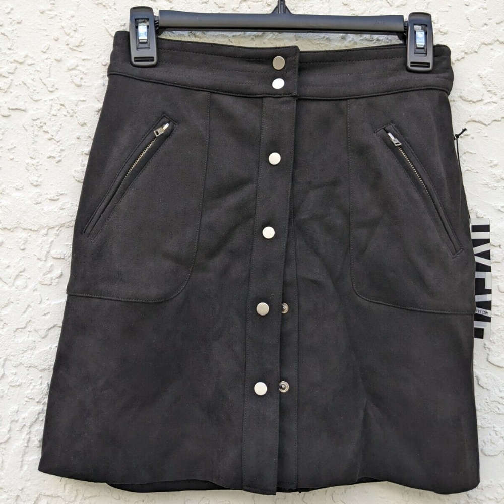 Size small black suede mini skirt